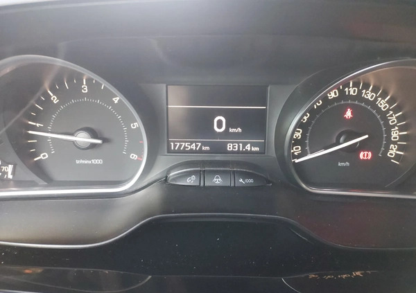 Peugeot 208 cena 14800 przebieg: 177547, rok produkcji 2015 z Turek małe 106